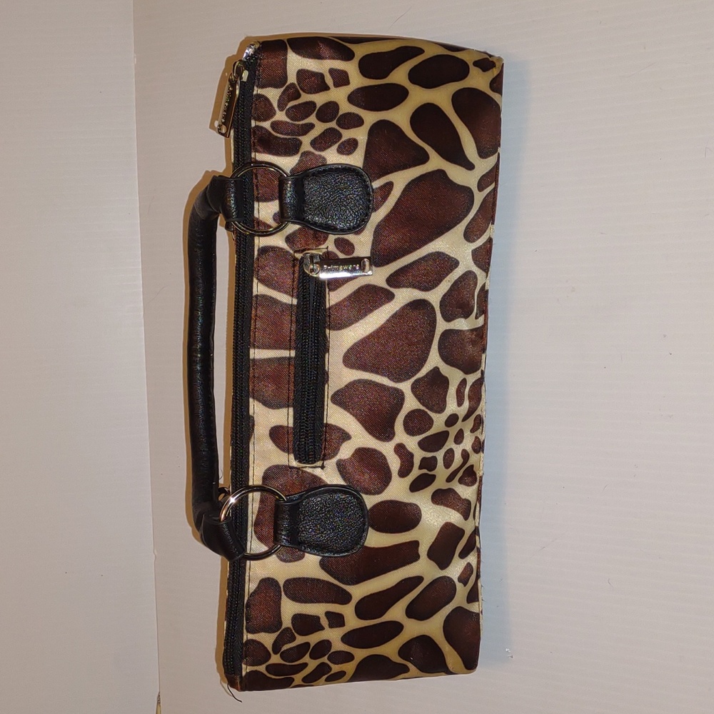 PRIMEWARE 🍷 Wine Clutch in Giraffe Print - Picture 9 of 14